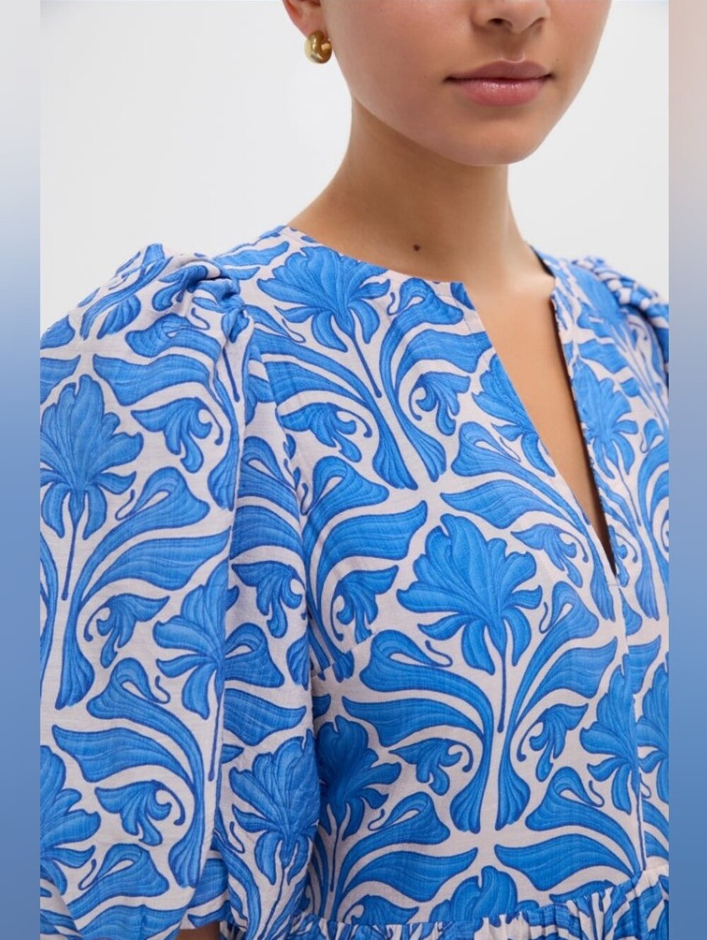 Tuckernuck Blue Geo Floral Cara Maxi Dress - Picture 2 of 11